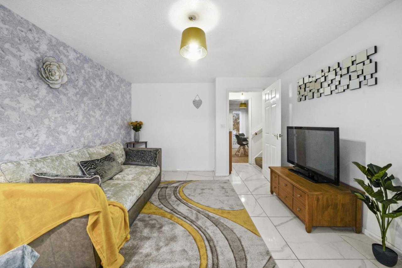 Tayberry Close Contractors & Leisure Apartment By Leecroft Stays Дарби Екстериор снимка